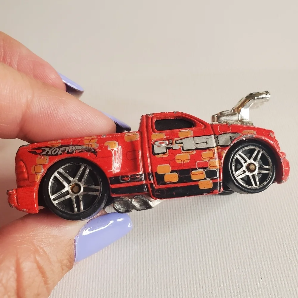 Vintage 2002- Ford Lighting Hot Wheel
